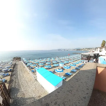 Ferienhaus Superior 950 Meters From The Sea
